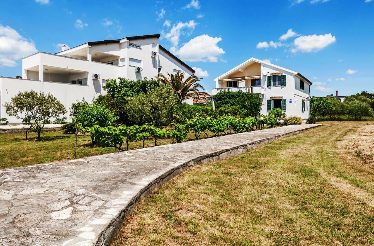 Apartmani Labud Sukošan Esterno foto
