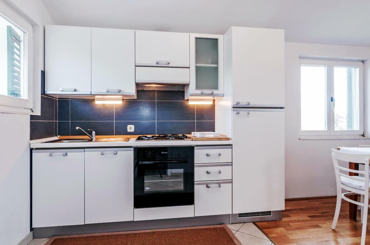 Apartmani Labud Sukošan Esterno foto