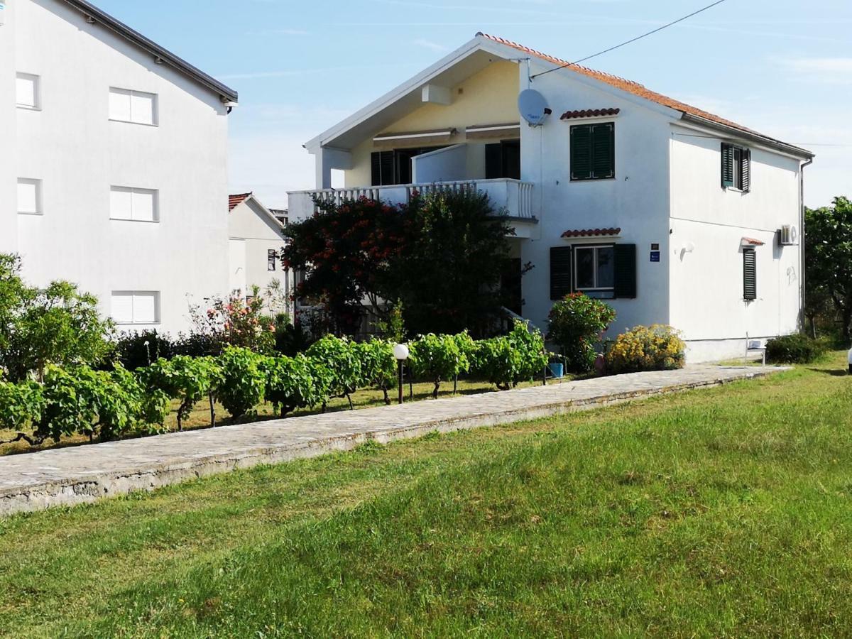 Apartmani Labud Sukošan Esterno foto